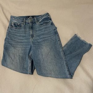 Hollister - Ultra high-rise vintage straight jeans